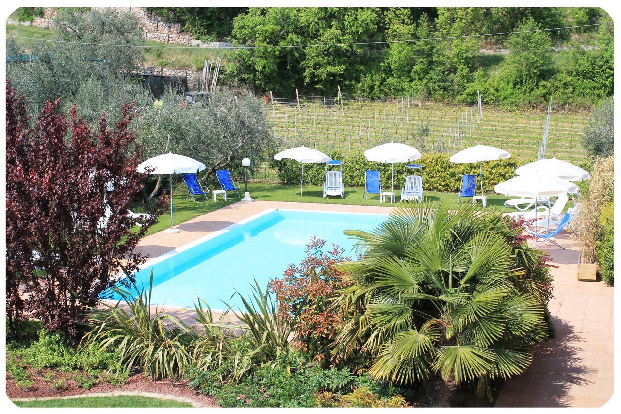 Agriturismo La Rocca Bardolino Exterior photo